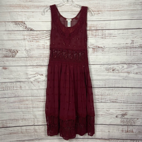 Sundance Cranberry love forever Embroidered Beaded size 2 scoop neck midi  Dress - Picture 3 of 8